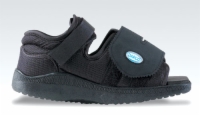 Darco Med-Surg Shoe Black Square-Toe Women's Medium